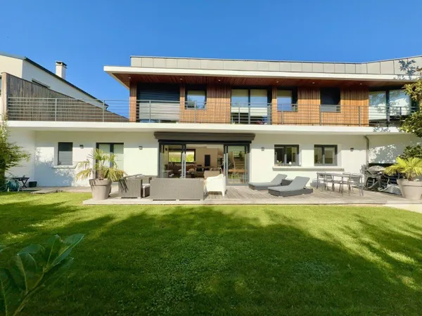 Maison 7 pièces 165 m² 