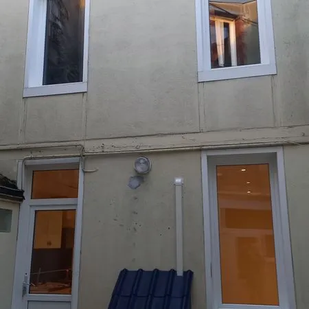 Cholet centre petite maison T3, 50m2 entièrement rénovée avec cour 