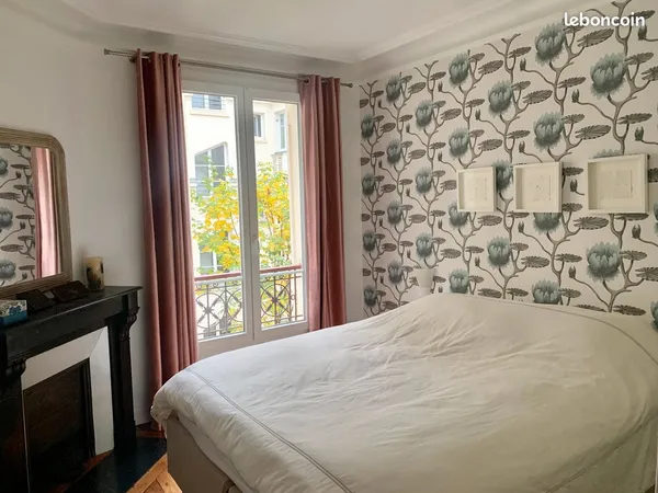 Chambre neuve à louer à Montmartre 1200 