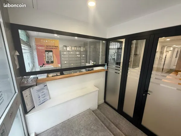 Bureaux 238 m² 