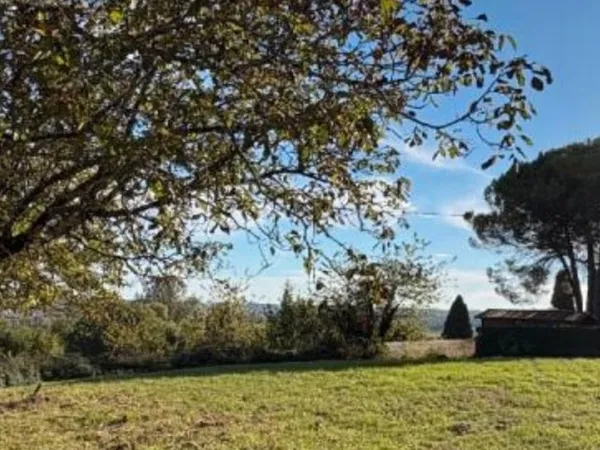 Terrain 1 033 m² Savignac De Duras 