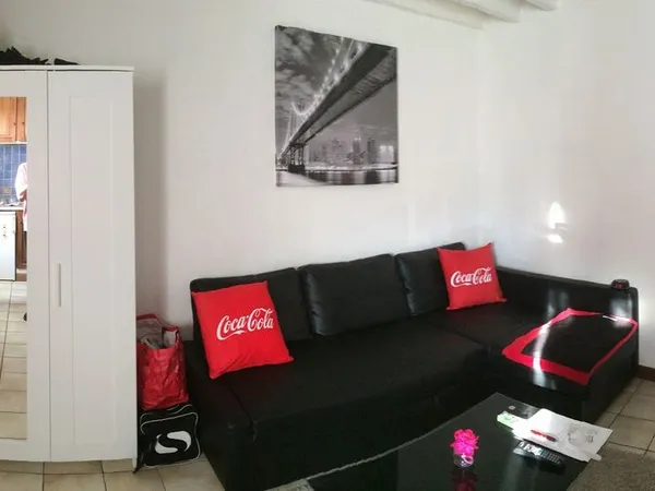Studio 17m2 RDC 20 minutes voiture du plateau Saclay 