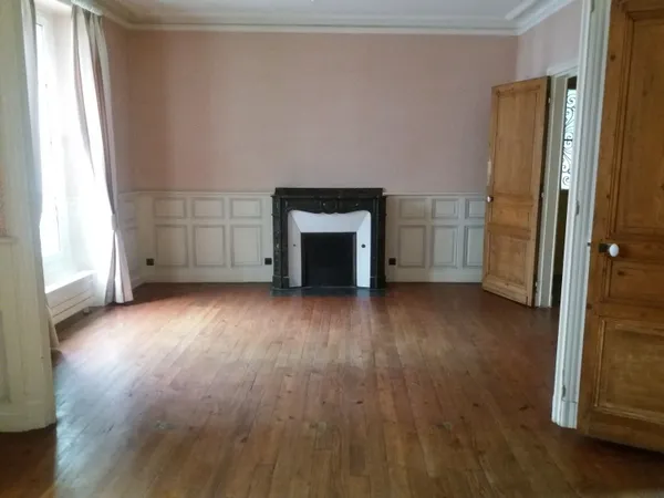 Loue maison - 202m² 