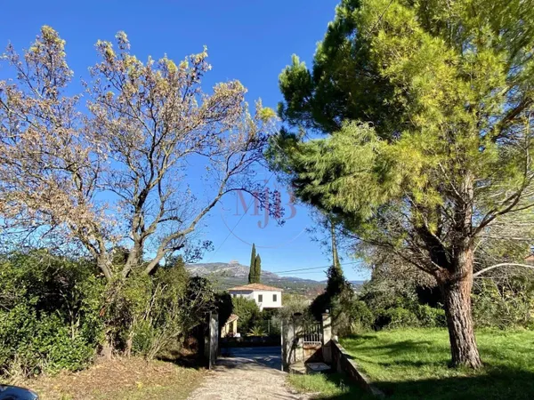 Villa 7 pièces 186 m² 