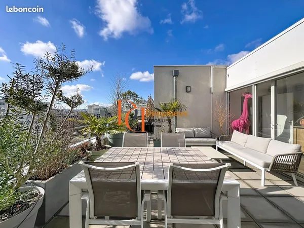 Duplex 5 pièces 154 m² 