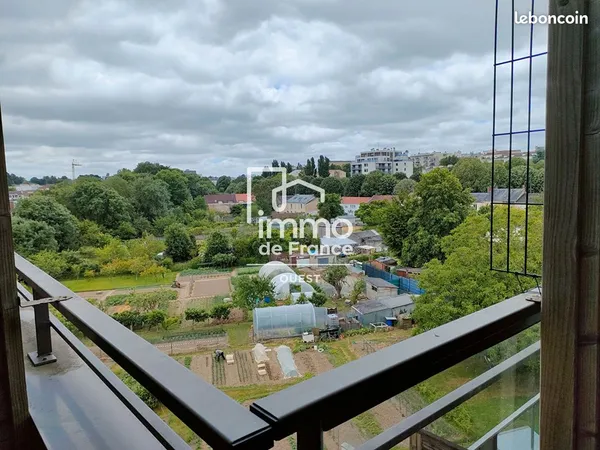 Studio 1 pièce 22 m² 