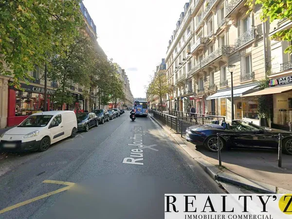 Boutique 65 m² 