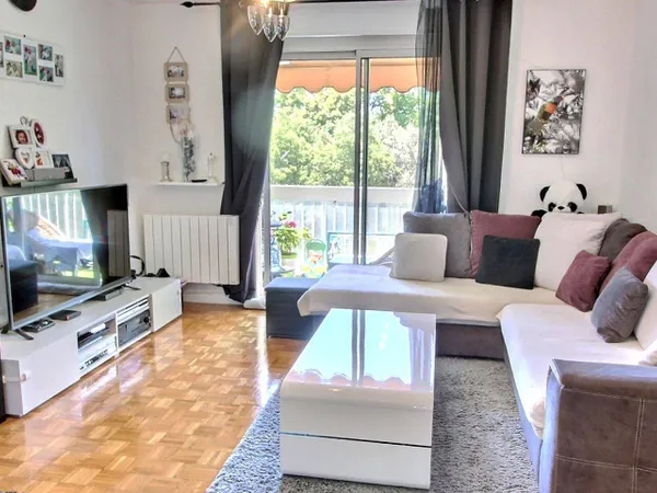 Appartement 3 pièces 66 m² 