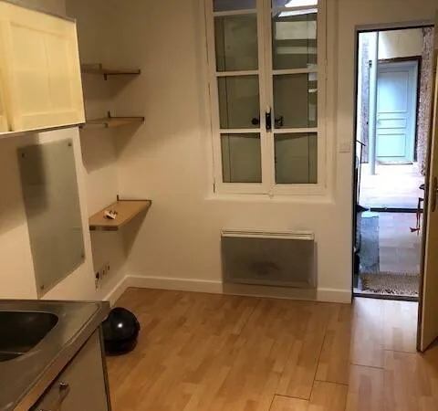 Appartement 1 pièce 12 m² 