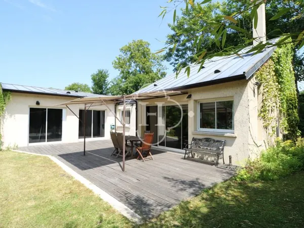 Poissy - Belle maison meublée 5 pièces