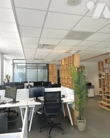 Bureaux 112 m² 