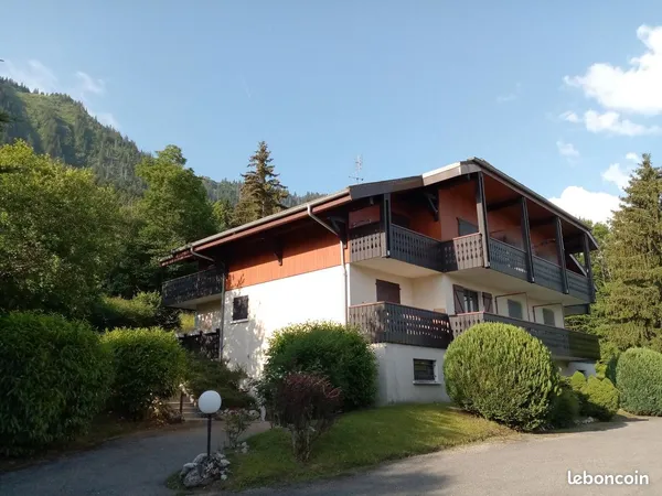 Studio + balcon + cave - Proche Suisse/Evian/Thonon 