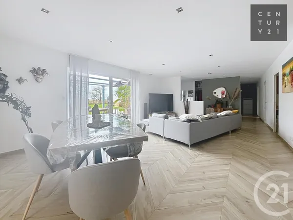 Maison 7 pièces 158 m² 