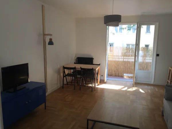 Propose chambre dans colocation - Lyon 7ème 