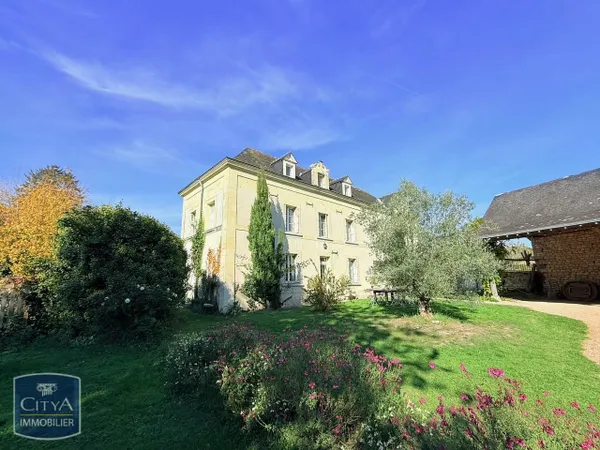 Maison 12 pièces 390 m² 