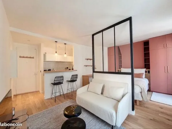 Studio 1 pièce 40 m² 