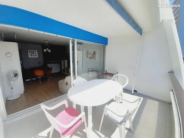 Studio 1 pièce 32 m² 