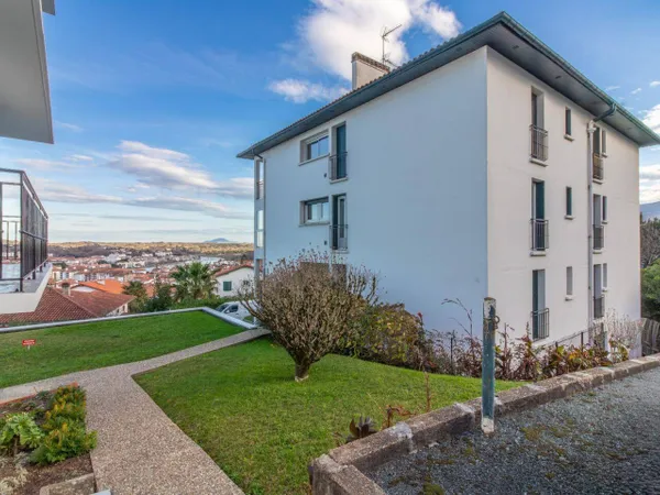 Appartement 4 pièces 83 m² 