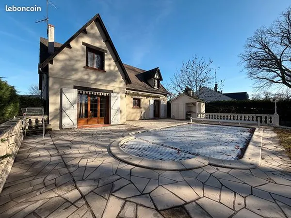 Maison 7 pièces 144 m² 