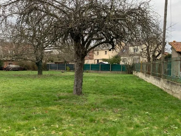 Terrain 597 m² 