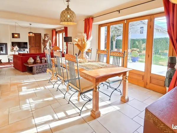 Ferme 7 pièces 245 m² 