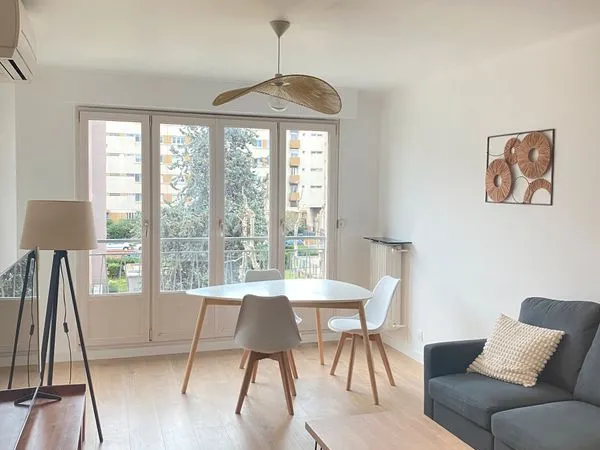 Colocation - Appartement entièrement refait à neuf 
