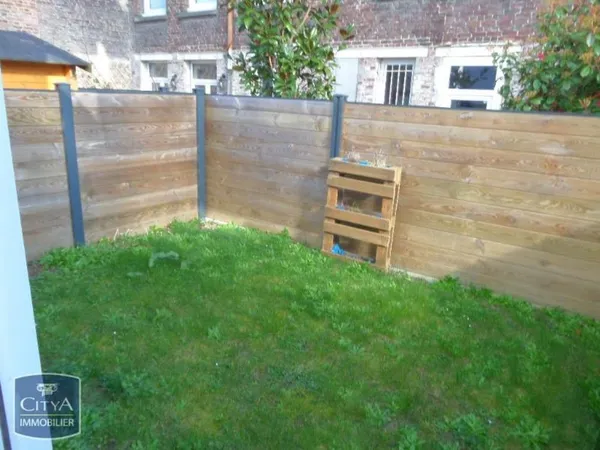 À LOUER : Charmant appartement T1 situé au coeur de Lille.... 