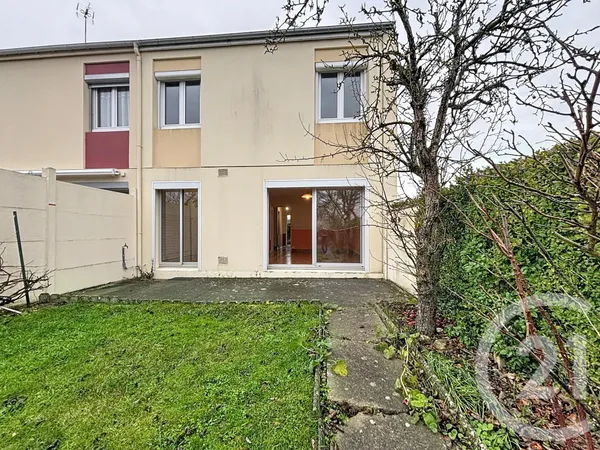 Maison 7 pièces 93 m² 