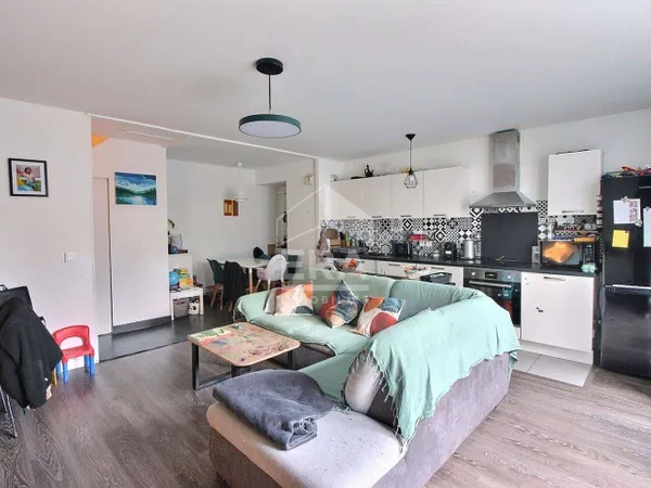 Duplex 3 pièces 62 m² 