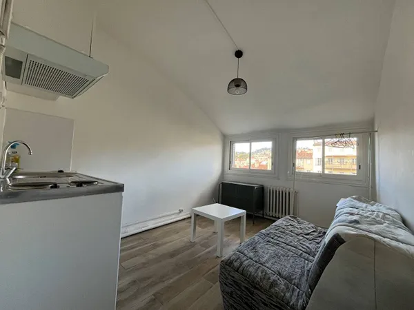 Appartement 1 pièce 10 m² 