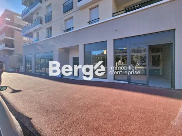 Immobilier Professionnel à louer Le Cannet 