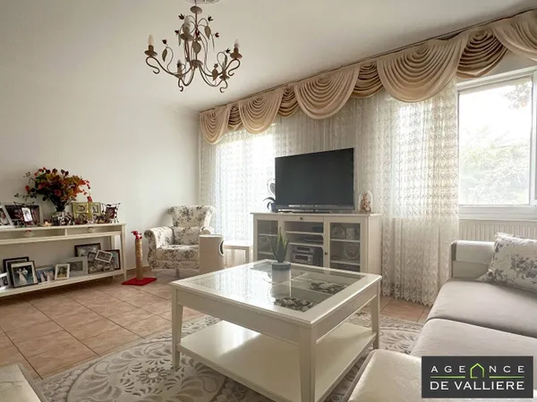 Maison 5 pièces 140 m² 