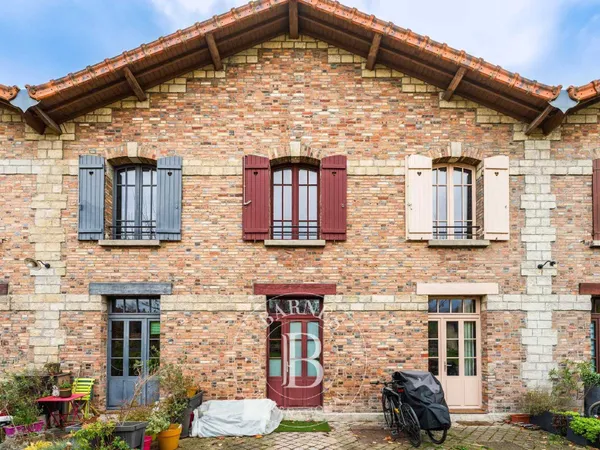 Duplex à réunir - Saint-Denis - 4 chambres - Parkings 