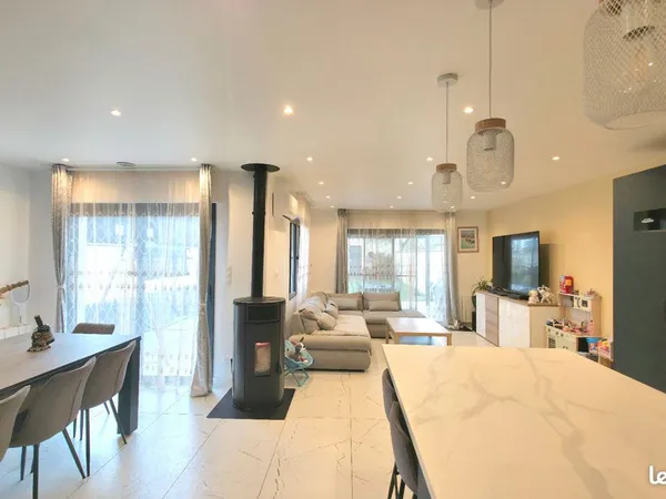 Maison 7 pièces 122 m² 