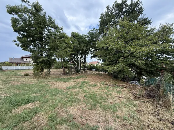 Terrain constructible de 501m2 à Armoy 