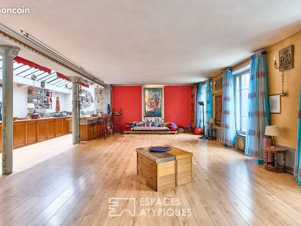 Bureaux 107 m² PARIS 