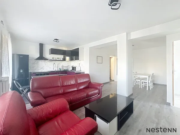Exclusivité NESTENN - Appartement 4 pièces à Saint-Étienne - Rénové avec goût 