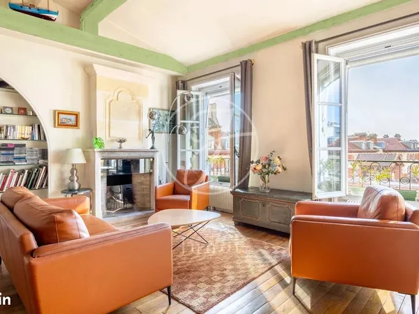 Appartement 4 pièces 104 m² 