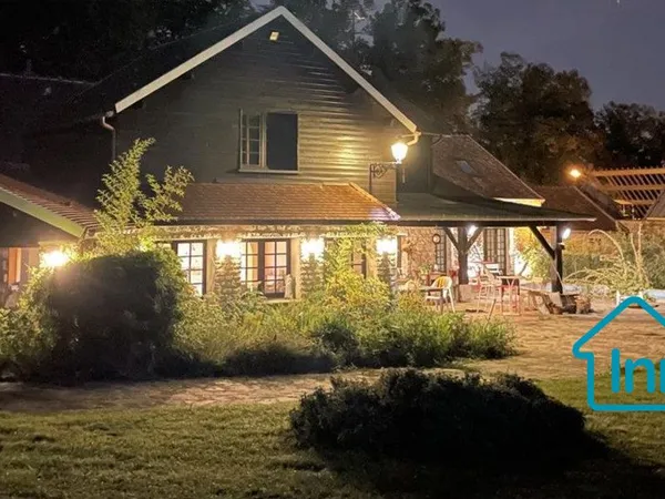 Maison 15 pièces 800 m² 