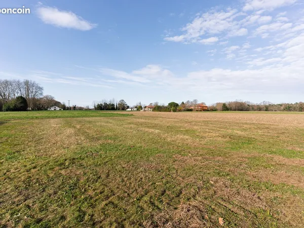Terrain 1496 m² Saint-Martin-de-Hinx 