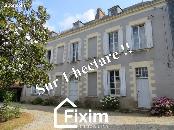 Propriété 9 pièces 277 m² 