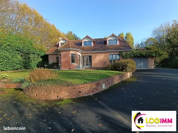 Maison 8 pièces 204 m² 