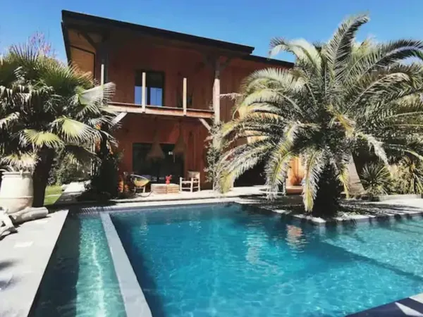 Audenge Lieu-dit Hougueyra ! Bel ensemble immobilier de 308 