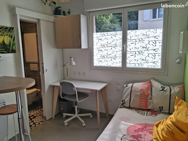 Chambre studio indépendante chez l habitants mérignac bordeaux 
