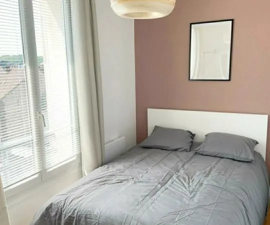 T2 meublé • Gare à 150m • Direct propriétaire 