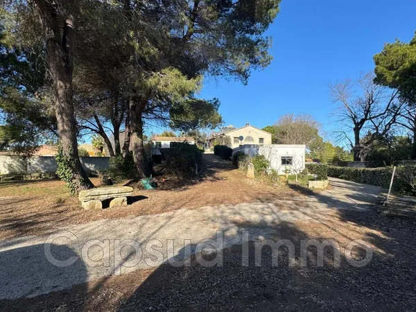 Maison 9 pièces 290 m² 
