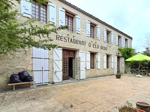 Maison 12 pièces 236 m² 