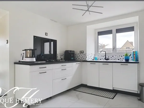 Maison en coeur de ville idéalement localisée au calme, sans vis à vis 