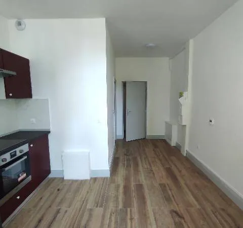 Studio 1 pièce 21 m² 