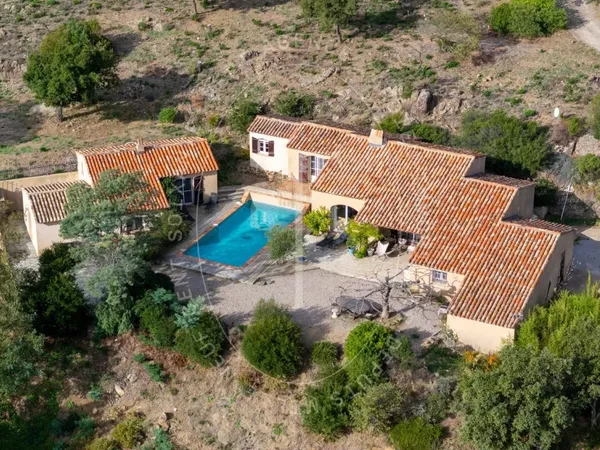 Maison provençale avec vue mer 